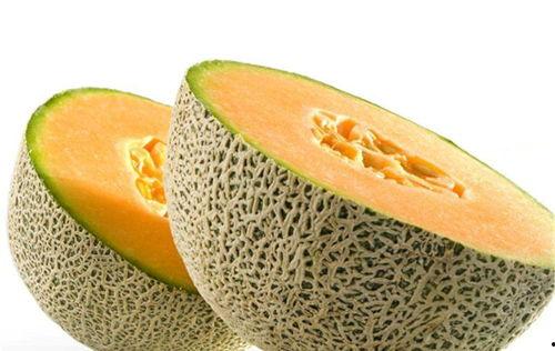 喝可乐加吃哈密瓜,夏日消暑新搭配的奇妙体验